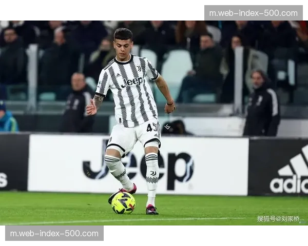 米兰后防线组织有序 帕夫洛维奇德温特配合默契