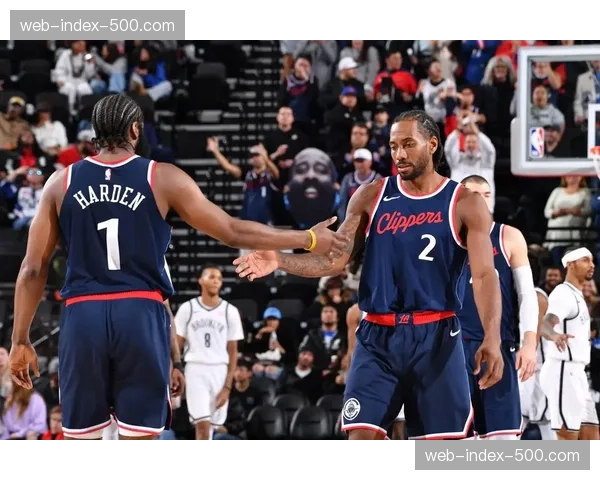 快船轮换阵容深度经受考验 伦纳德健康状态影响球队上限